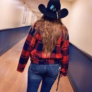 Meet your Posher, Joanna